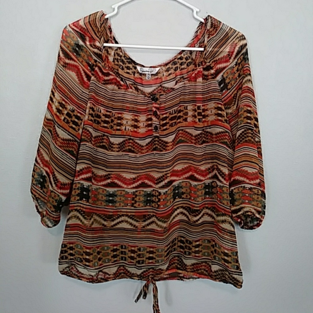 5/$20🌹 Sheet Aztec Design Top